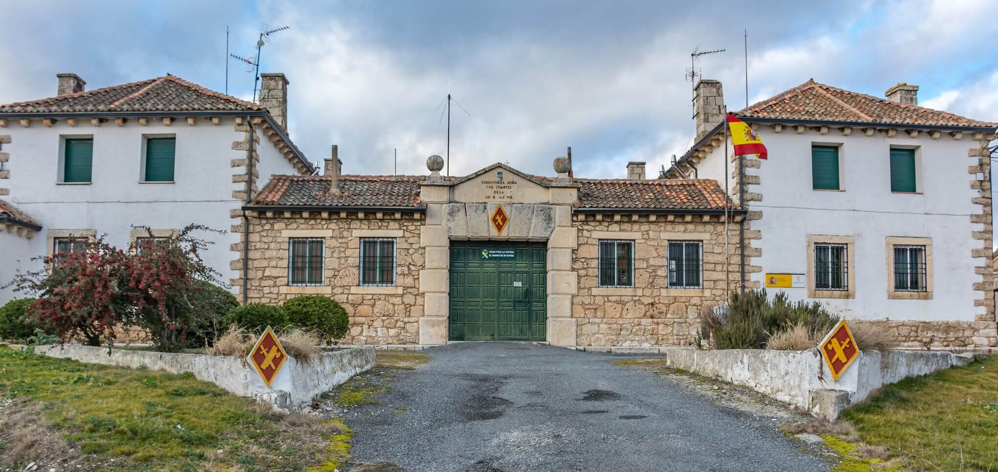 casa cuartel guardia civil lastras de cuellar