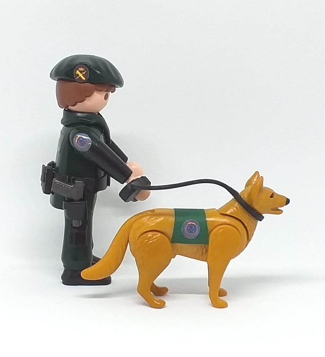 perro guardia civil playmobil